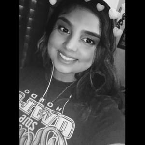 Meet your Posher, Isela